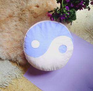 PRIVATE OM PILLOW YIN YANG LILAC
