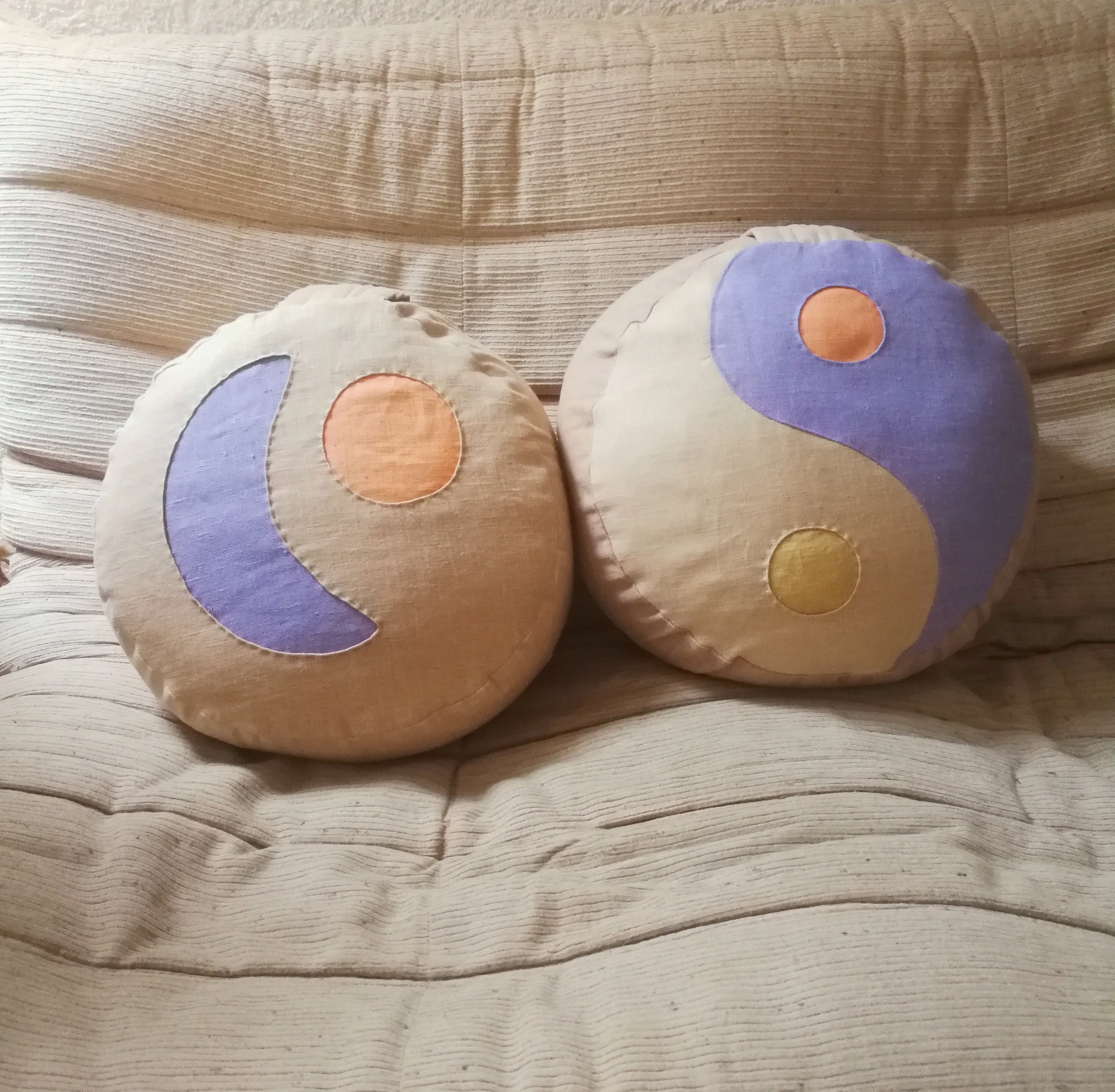 PRIVATE OM PILLOW YIN YANG TWO EYES